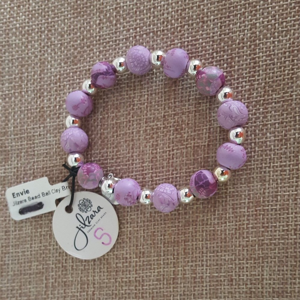 Handmade Polymer Clay Bead Stretch Bracelet - Picture 4 of 11